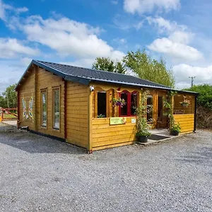 Red Robin Nest Apartment Galway