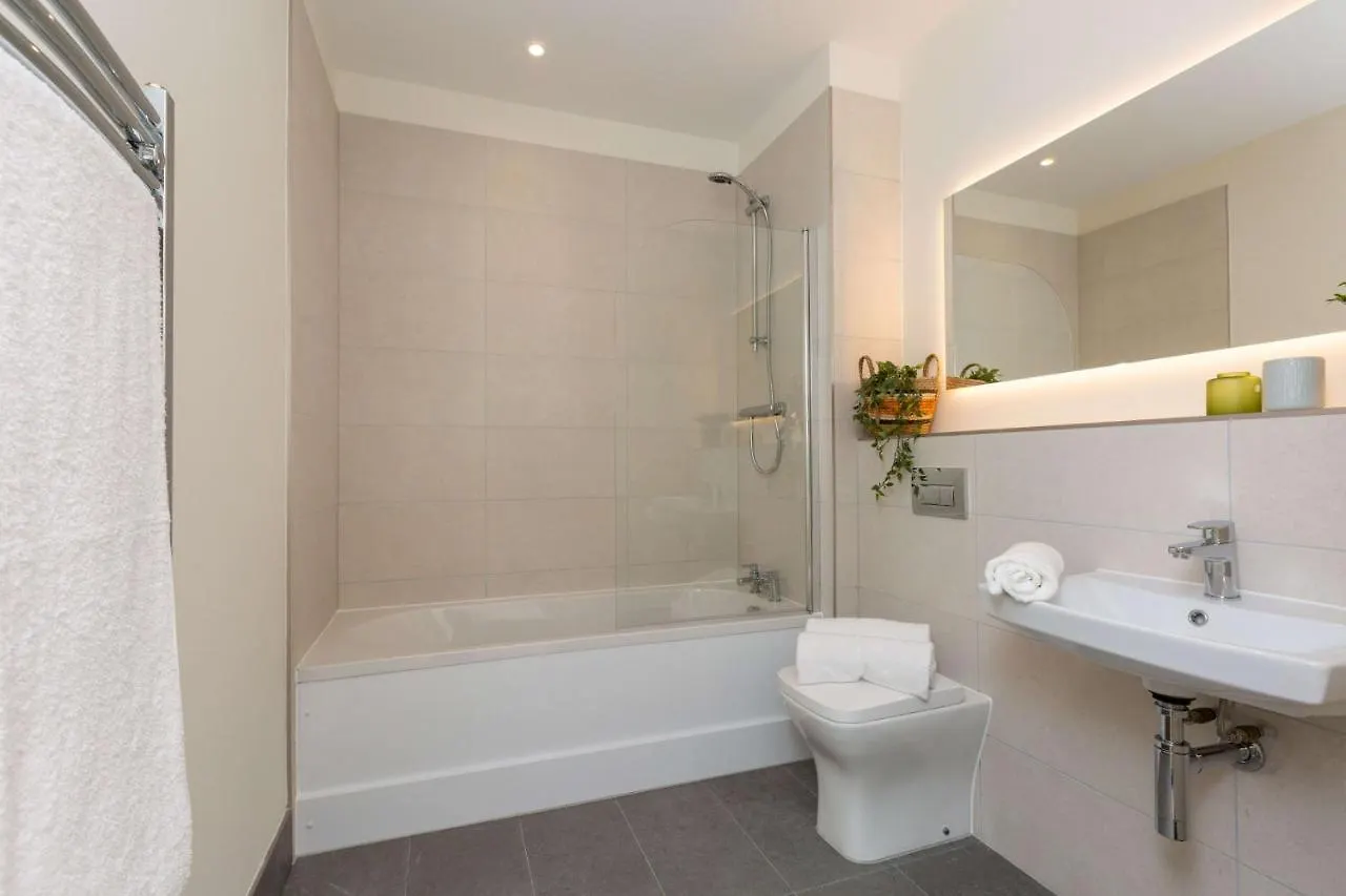 Luxury Spacious Central Apartment By Blu Atlantic Dublin Ireland